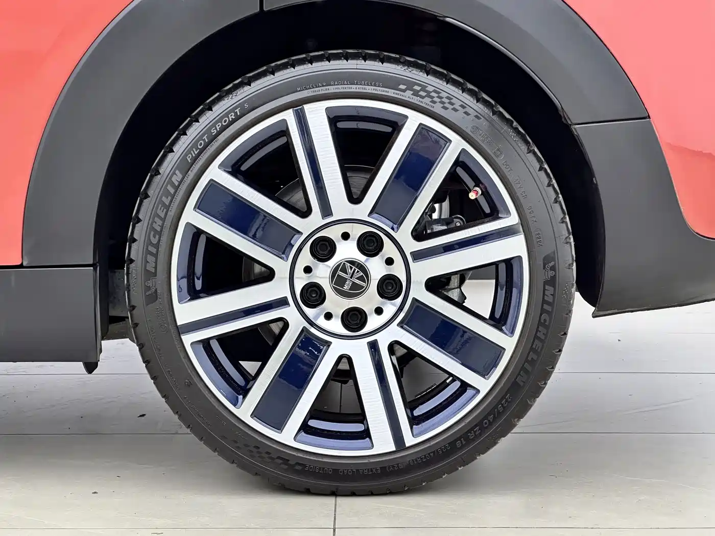 Фото 15 - MINI CLUBMAN