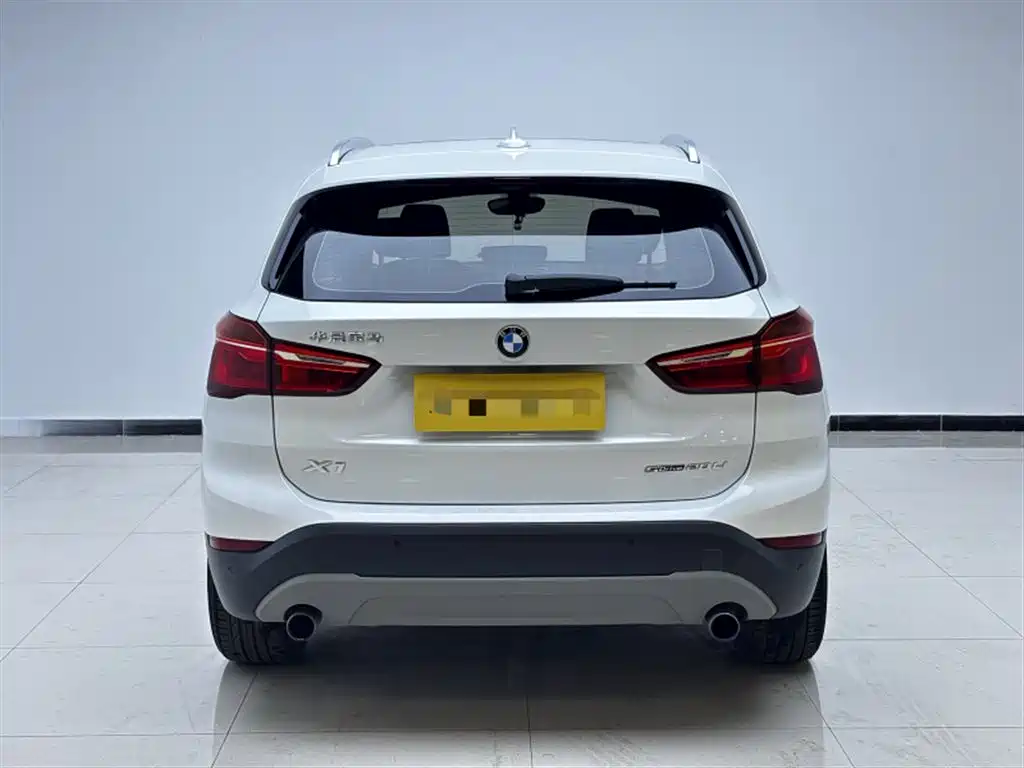 BMW X1 2019 sDrive20Li Leading Model фото 6