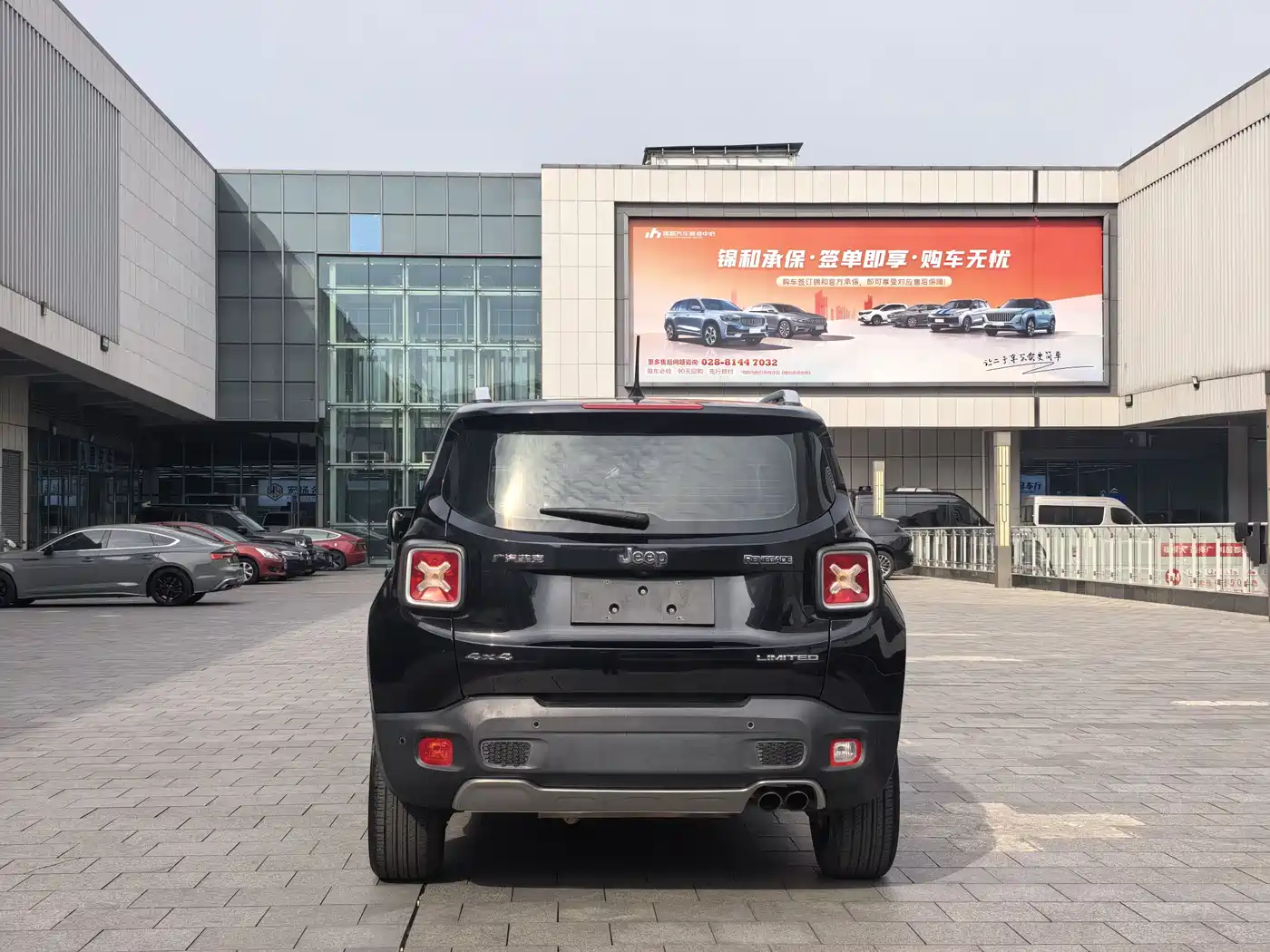 Jeep Renegade 2019 2018 Connected Large Screen Edition 180TS Automatic AWD All-round