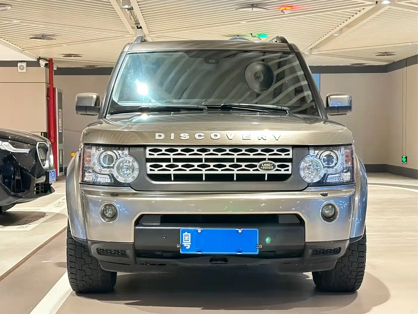 Land Rover Discovery 2013 3.0 SDV6 HSE Diesel фото 2
