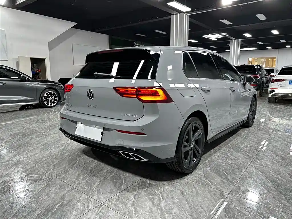 Volkswagen Golf 2023 Facelift 280TSI DSG R-Line Lite фото 6