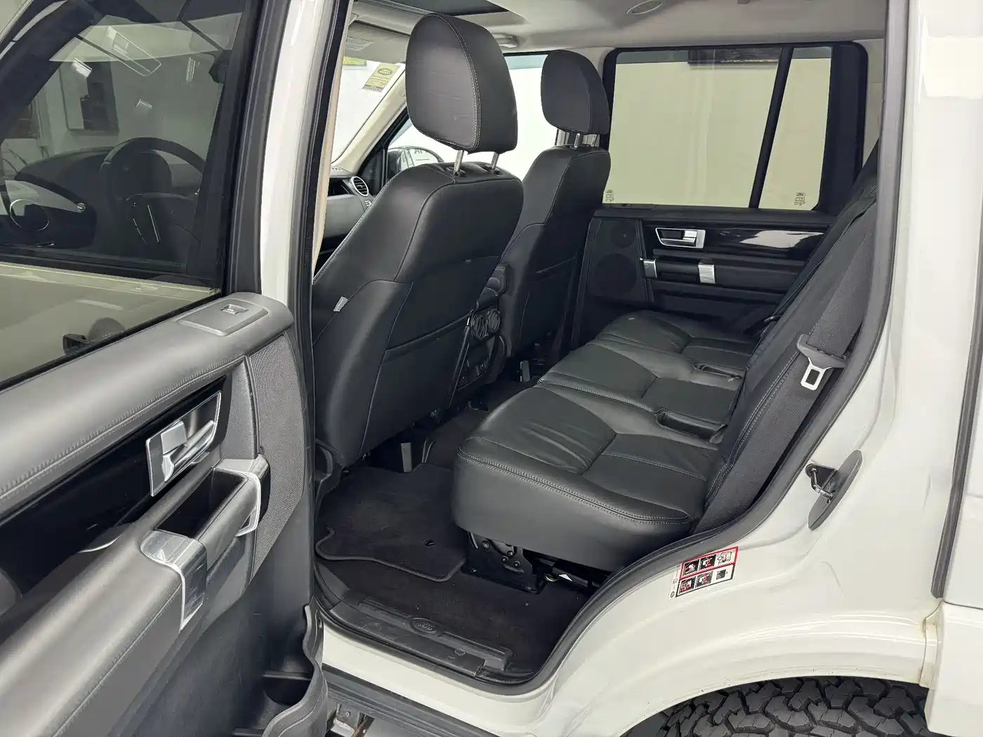 Land Rover Discovery 2014 3.0 SC V6 HSE Luxury фото 8