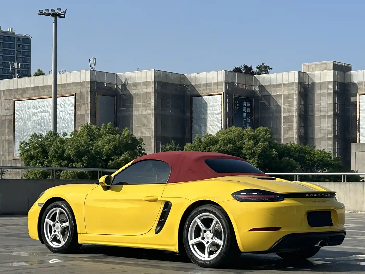 Porsche 718 2018 Boxster 2.0T фото 4