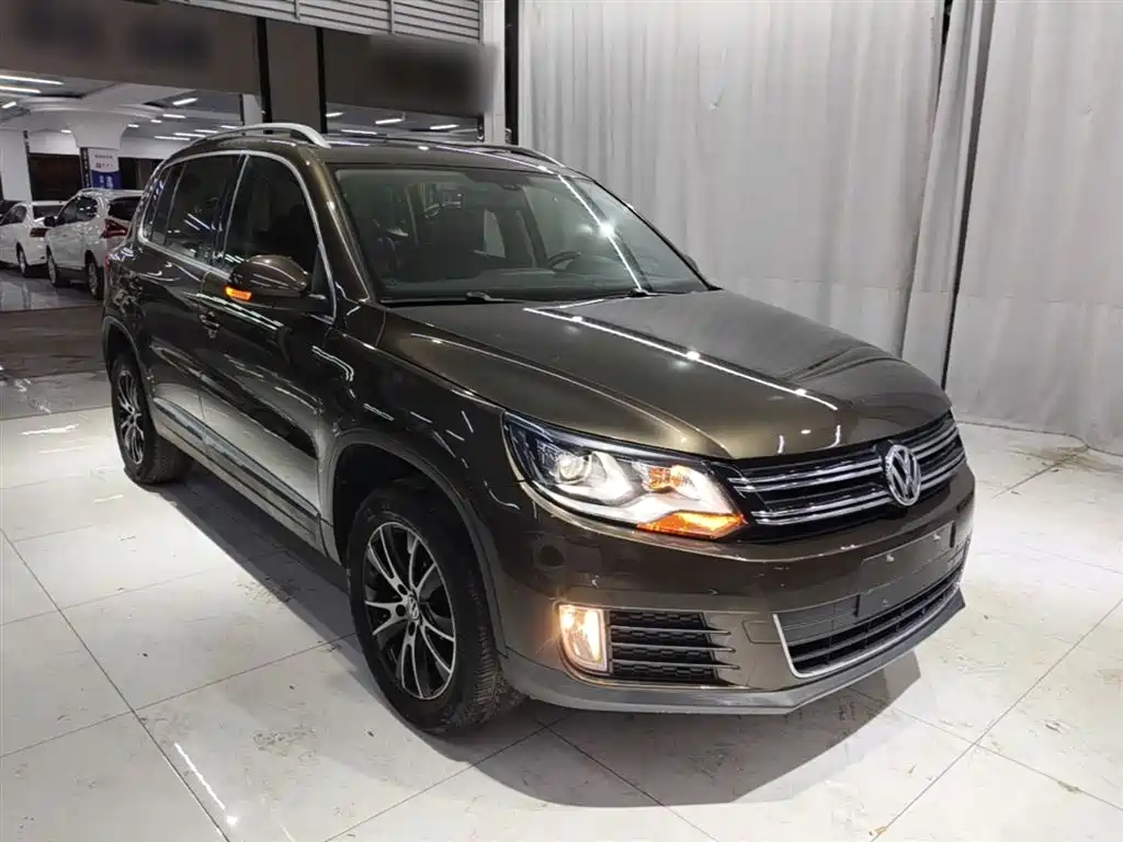 Volkswagen Tiguan 2015 1.8TSI Automatic 2WD Highline фото 4