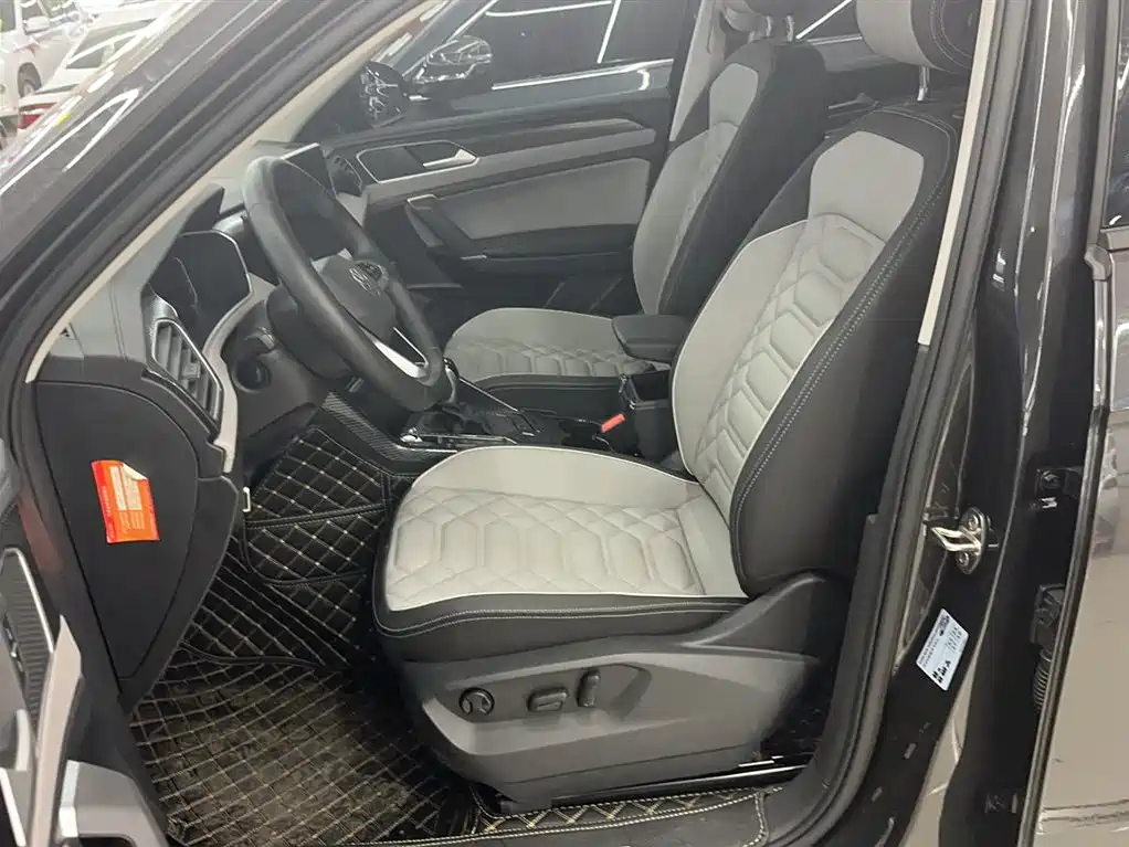 Volkswagen Tayron 2024 330TSI 2WD Luxury Plus Advanced фото 11