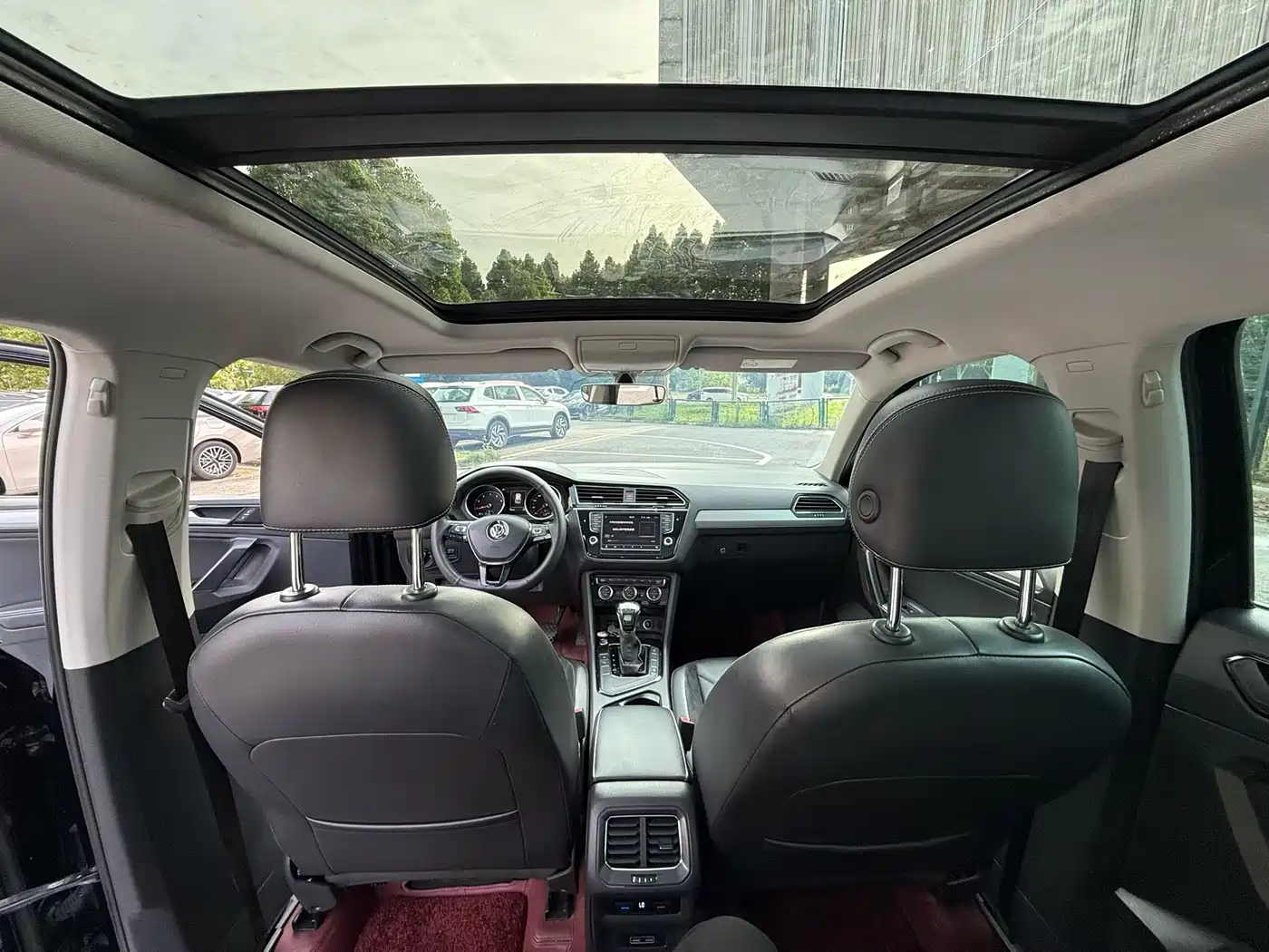 Volkswagen Tiguan L 2017 330TSI Automatic 2WD Luxury Edition фото 5