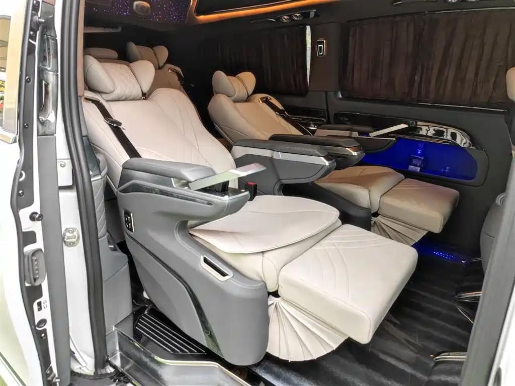 Mercedes-Benz Vito 2021 2.0T Business Edition 7-seater фото 8