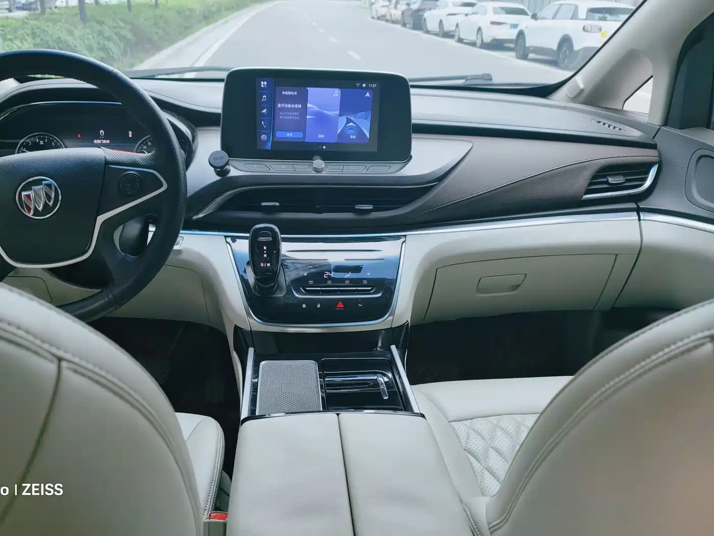 Фото 9 - Buick GL8