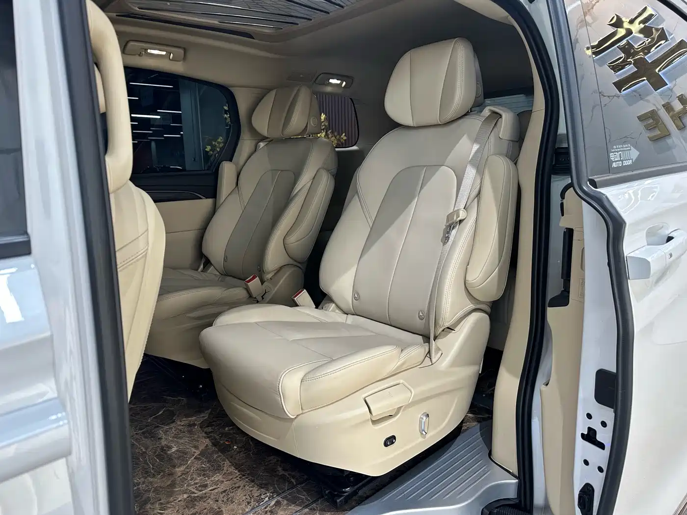 Buick GL8 2023 ES Landmaster Exclusive фото 11