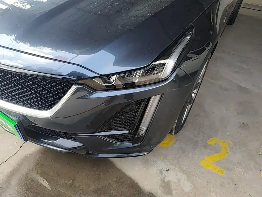 Фото 24 - Cadillac CT5