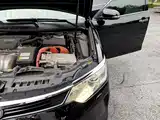 Фото 28 - Toyota Camry