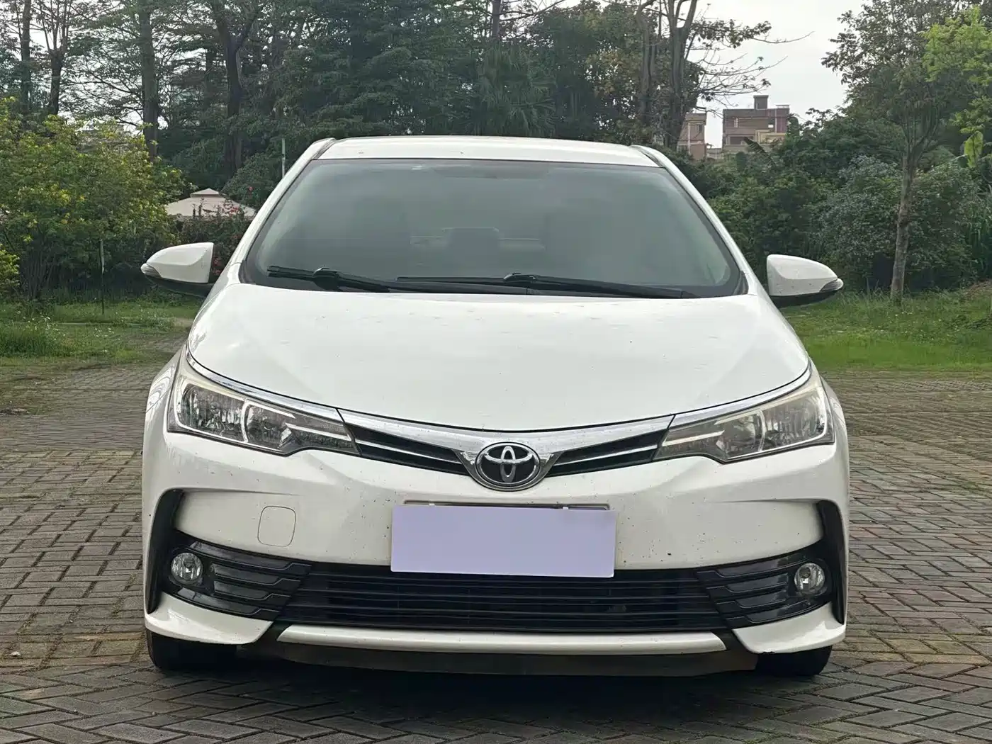Toyota Corolla 2017 Facelift 1.2T S-CVT GL фото 2