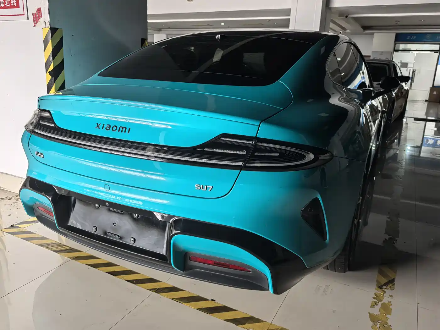 XIAOMI CAR XIAOMI SU7