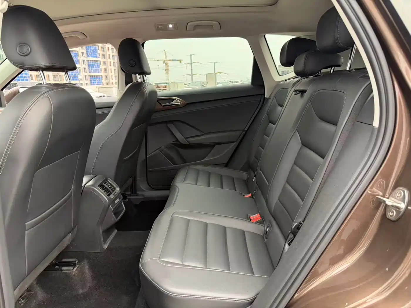 Volkswagen Tharu 2020 280TSI 2WD Luxury Edition China VI фото 7