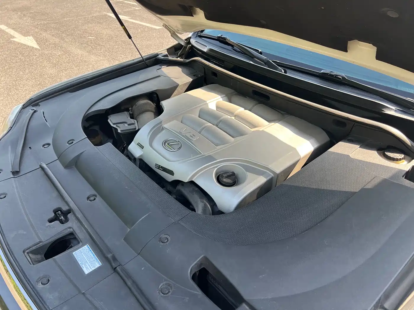 Lexus LX фото 14
