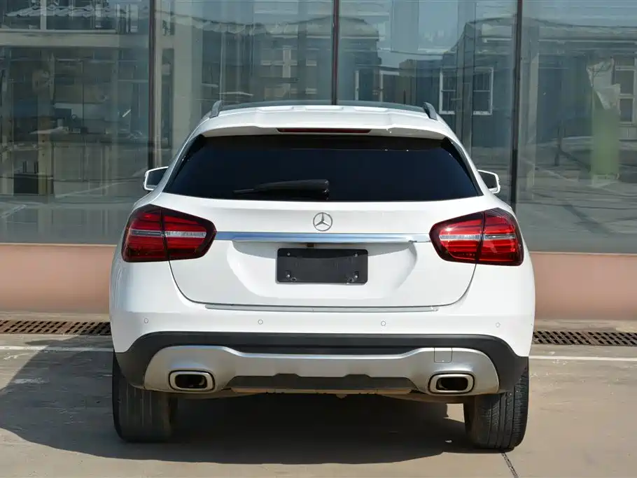 Mercedes-Benz GLA 2019 GLA 200 Dynamic фото 6