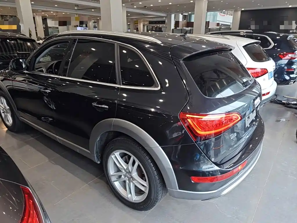 Audi Q5 2018 2017 Plus 40 TFSI Comfort
