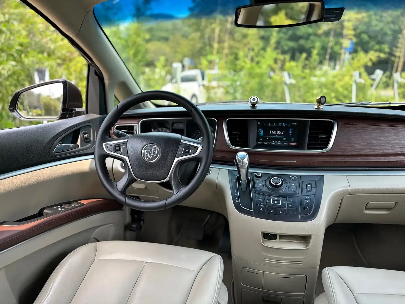 Buick GL8 2018 28T Luxury Model China VI фото 13
