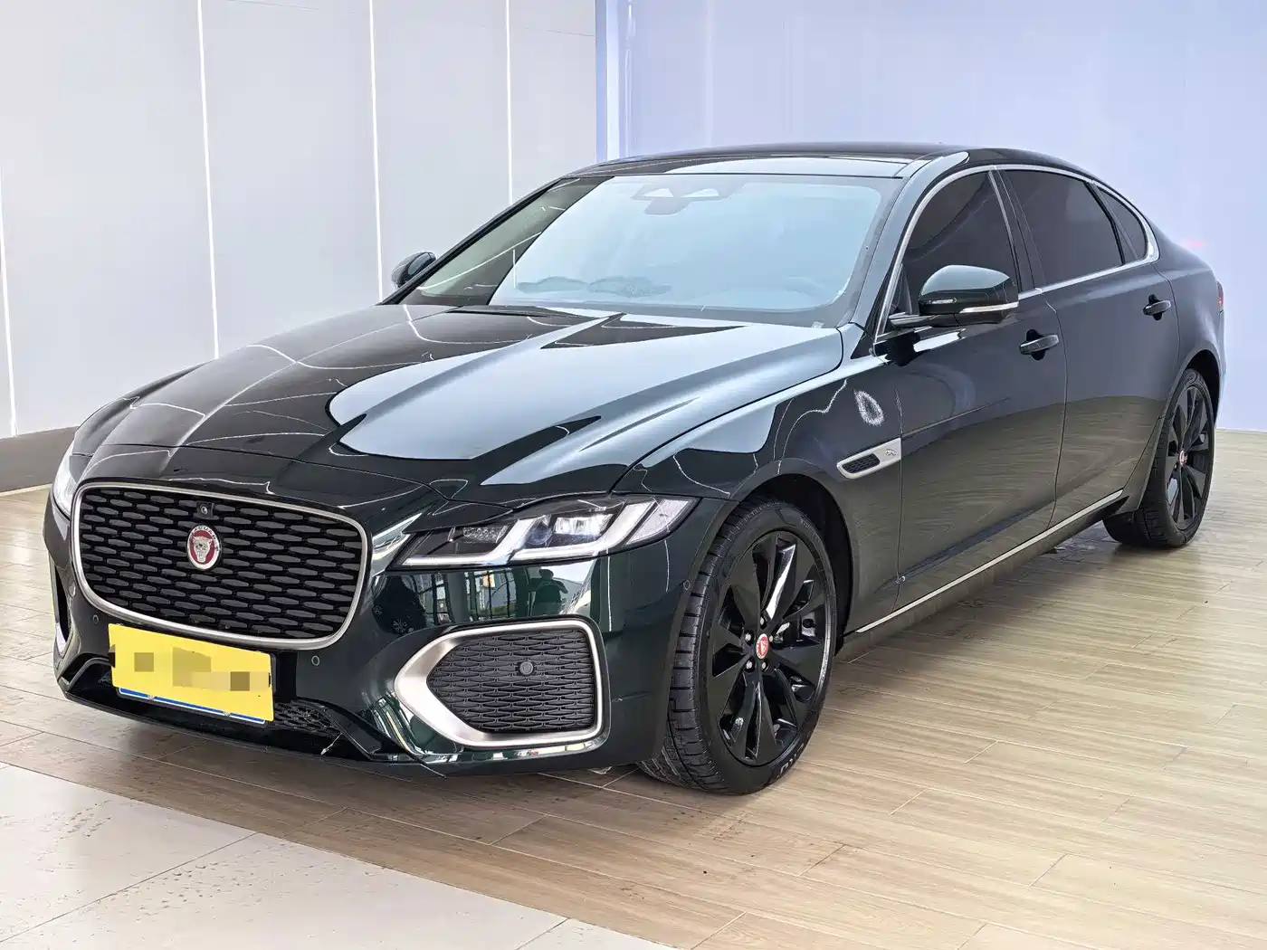 Jaguar XFL 2025 2024 2.0T P250 2WD Premium Luxury