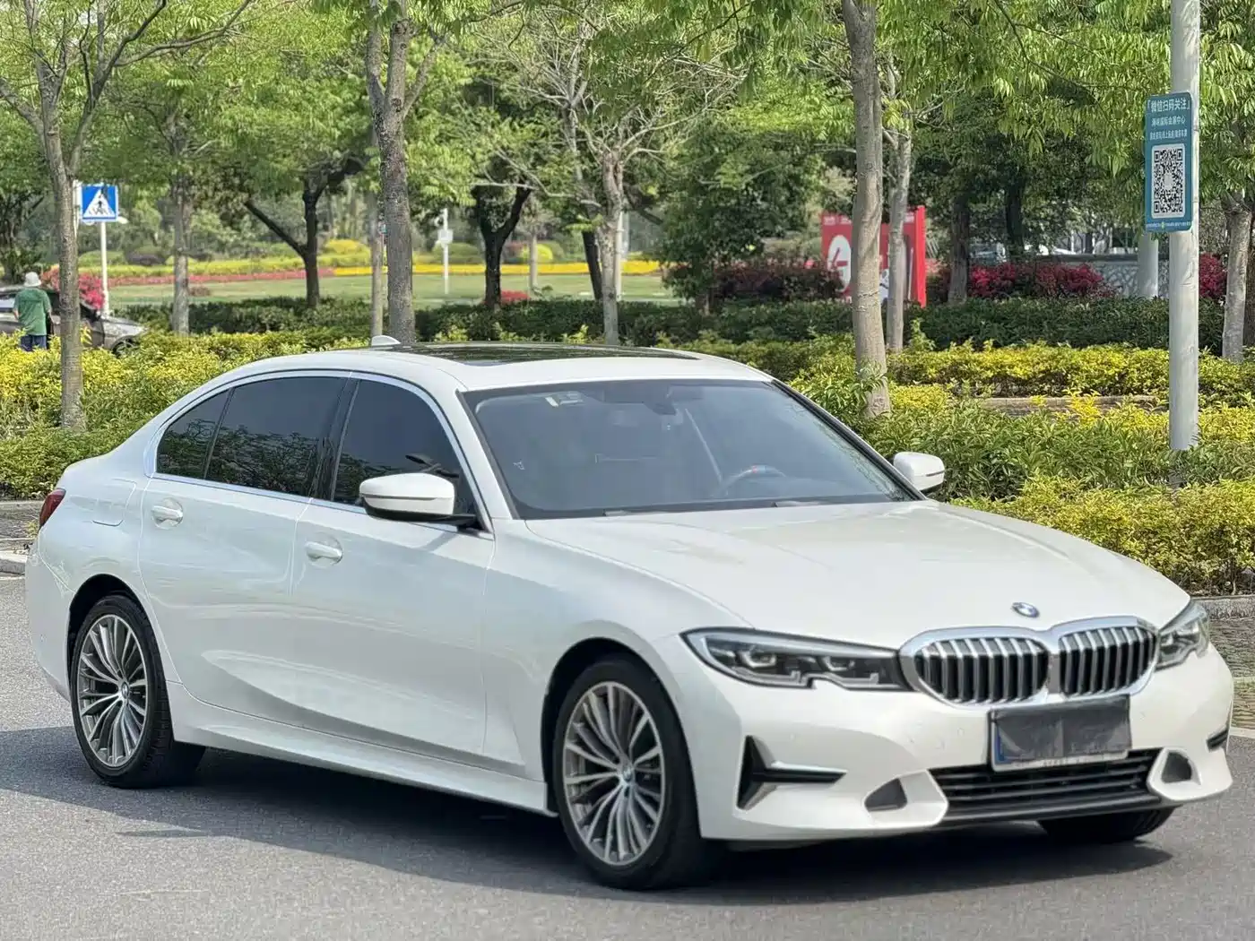 BMW 3 Series 2020 325Li Launch Edition фото 2