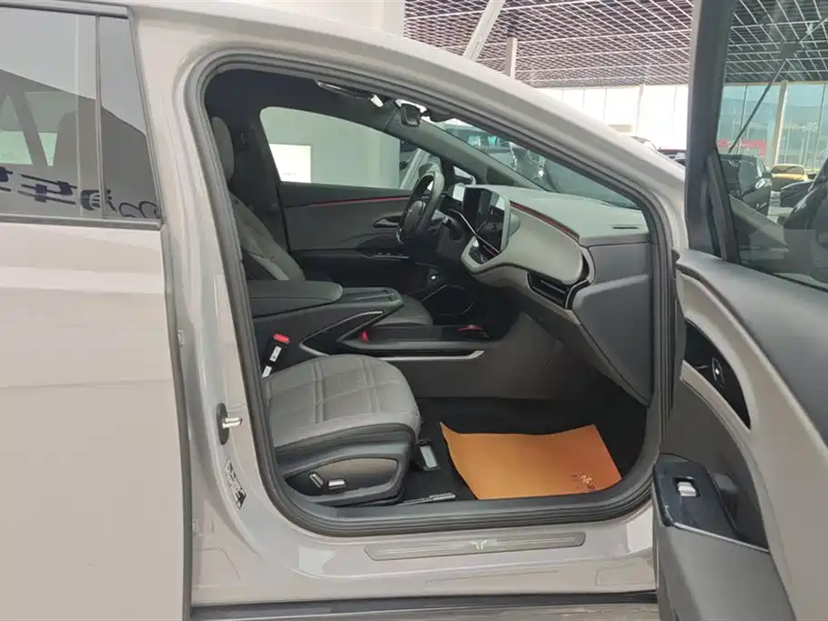 Hongqi EH7 2024 Model 760 Pro+ AWD фото 8