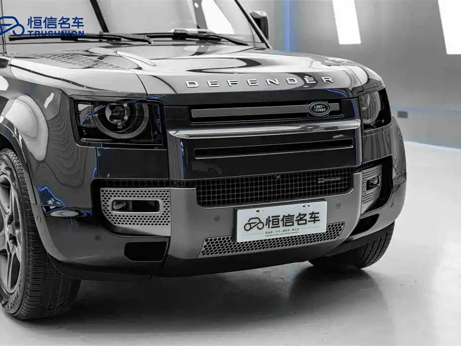 Land Rover Defender 2023 Facelift 110 3.0T P400 X-DYNAMIC HSE фото 9