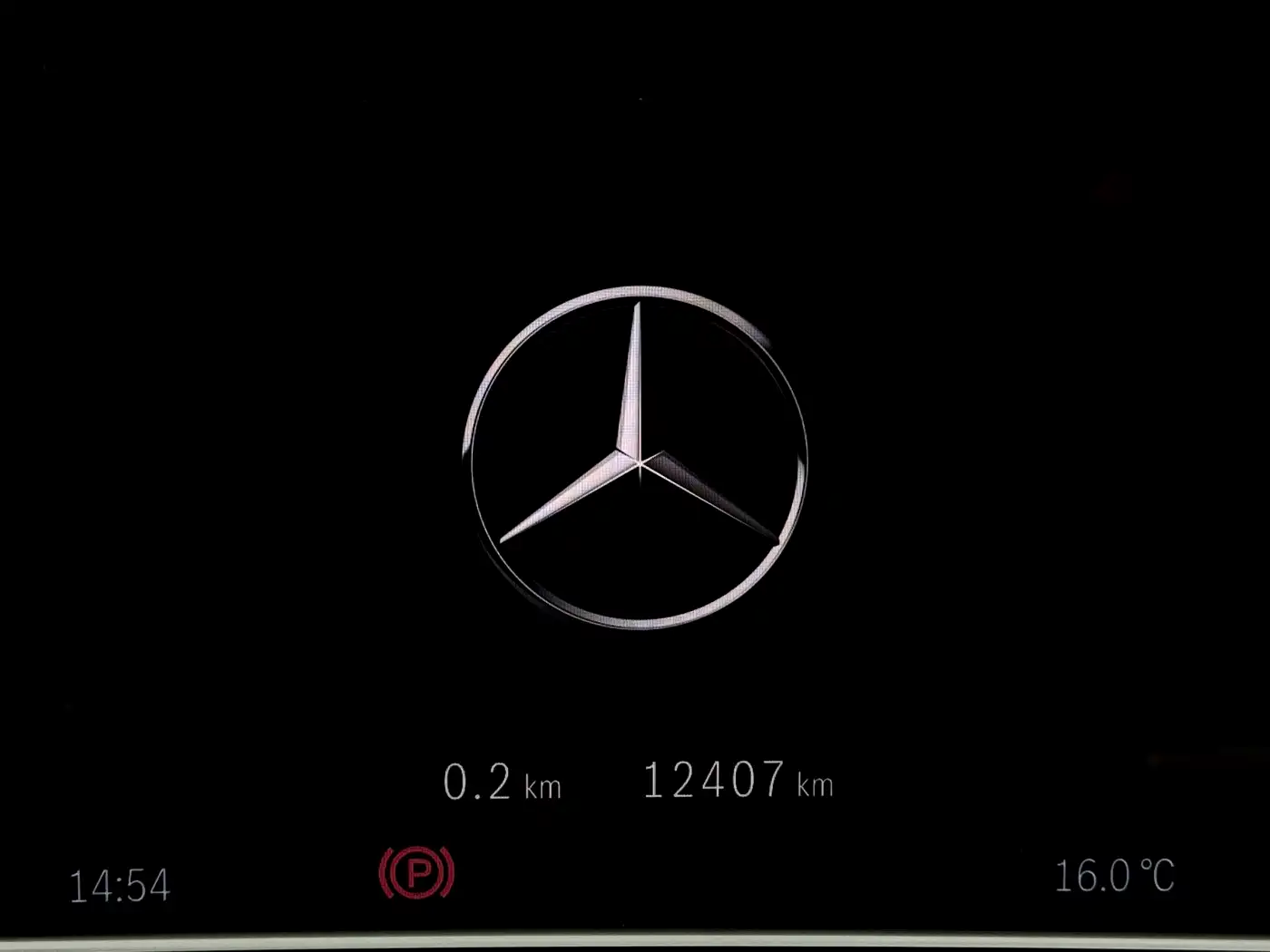 Mercedes-Benz E-Class 2024 Model E 300 L Luxury фото 5