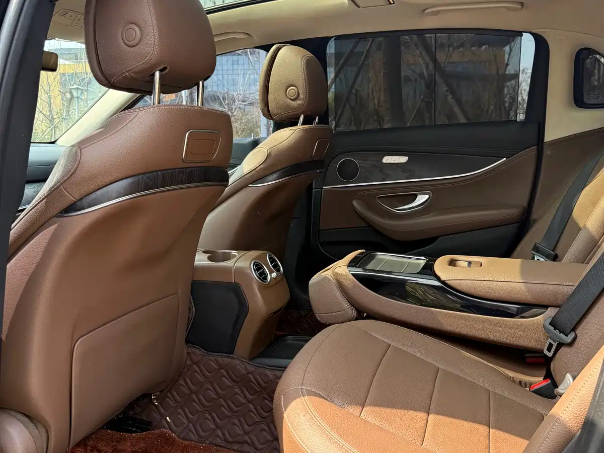 Mercedes-Benz E-Class 2017 E 300 L Sport Luxury фото 5