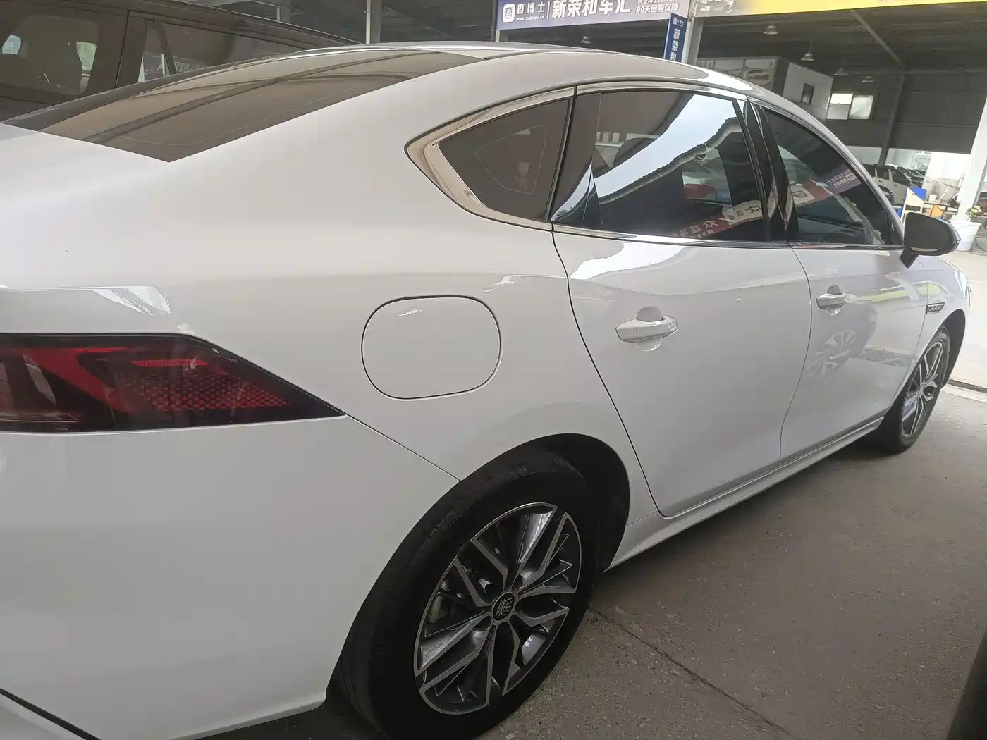 BYD Qin PLUS 2025 EV 510KM Smooth Ride Edition фото 16