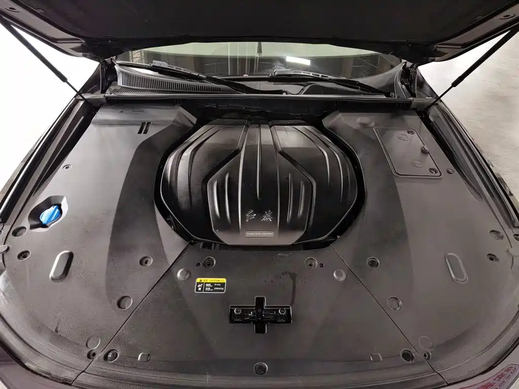 Hongqi H9 2020 2.0T Smart Connection Qi Xiang Edition фото 6