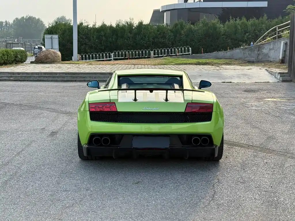 Lamborghini Gallardo 2013 2012 LP 570-4 Super Trofeo Stradale