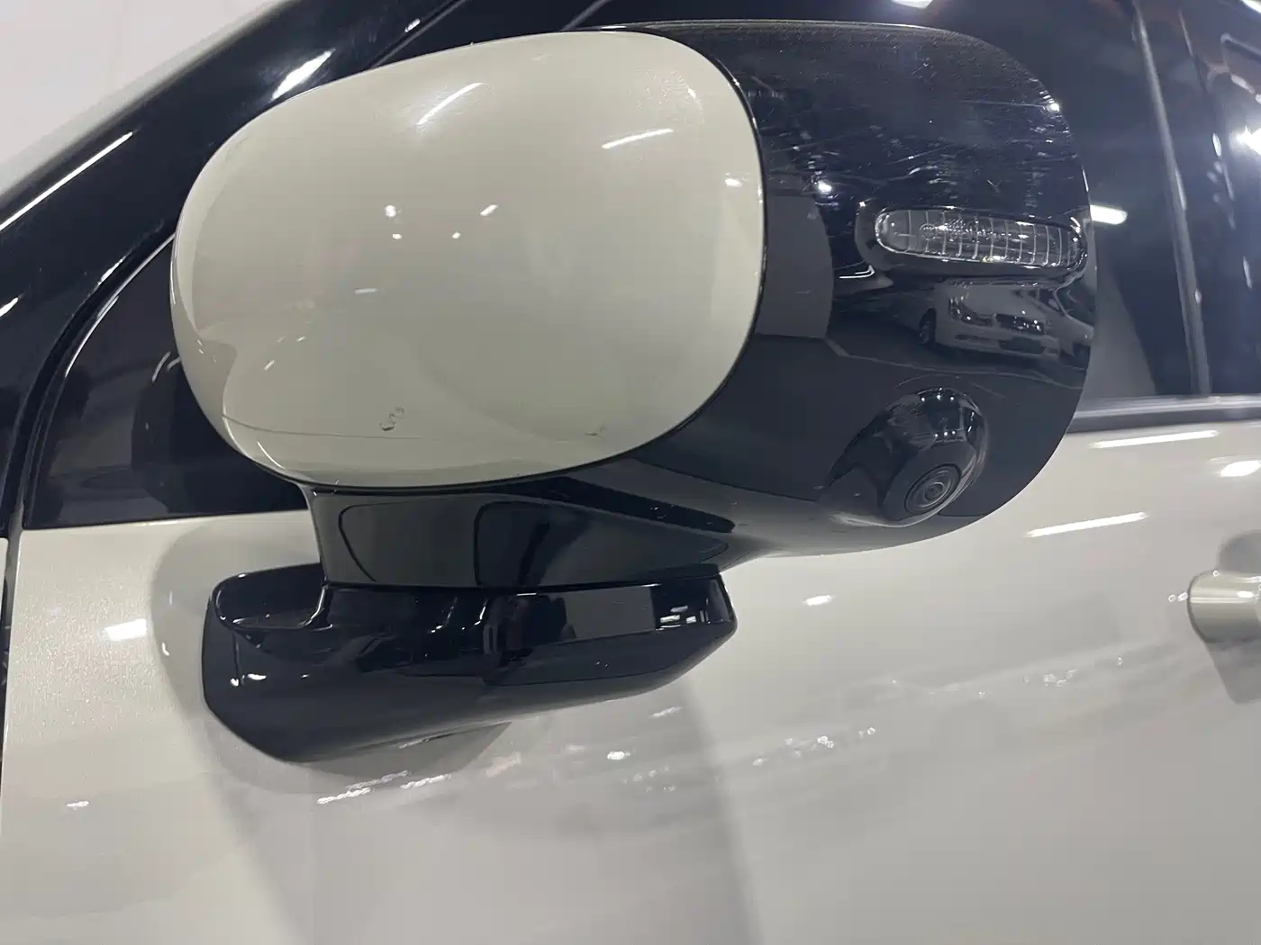 BAOJUN YUE ALSO PLUS