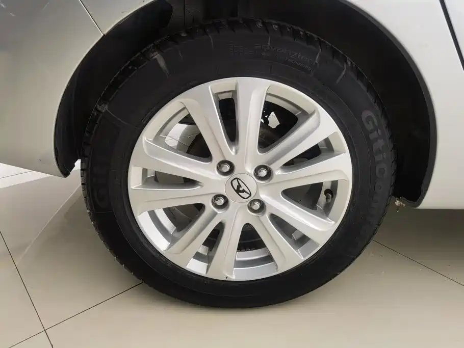Cowin Kaiyi C3 2016 2015 1.5L Manual Gold Diamond