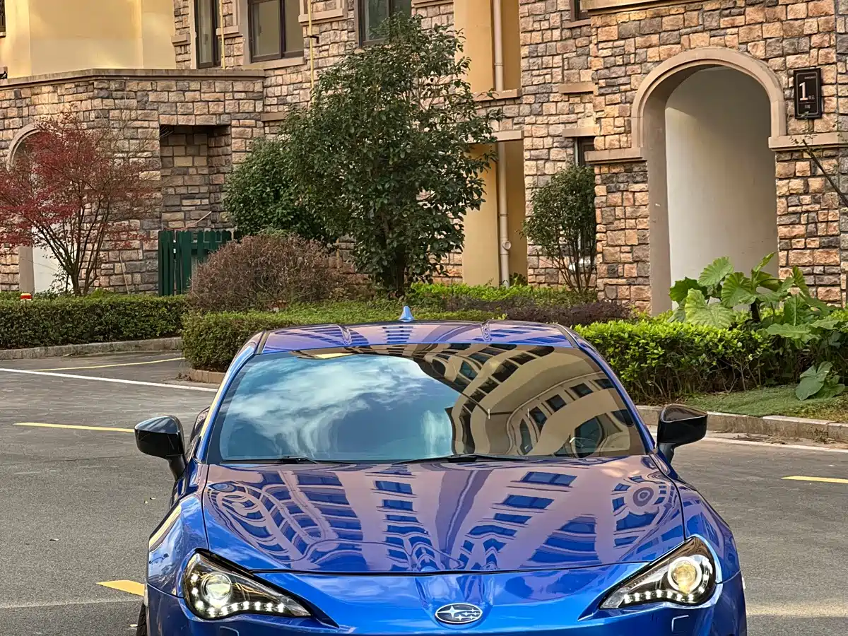Subaru BRZ 2013 2.0i Automatic Luxury фото 3