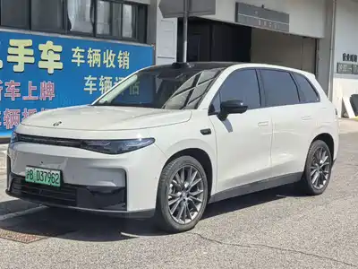 Leapmotor C10