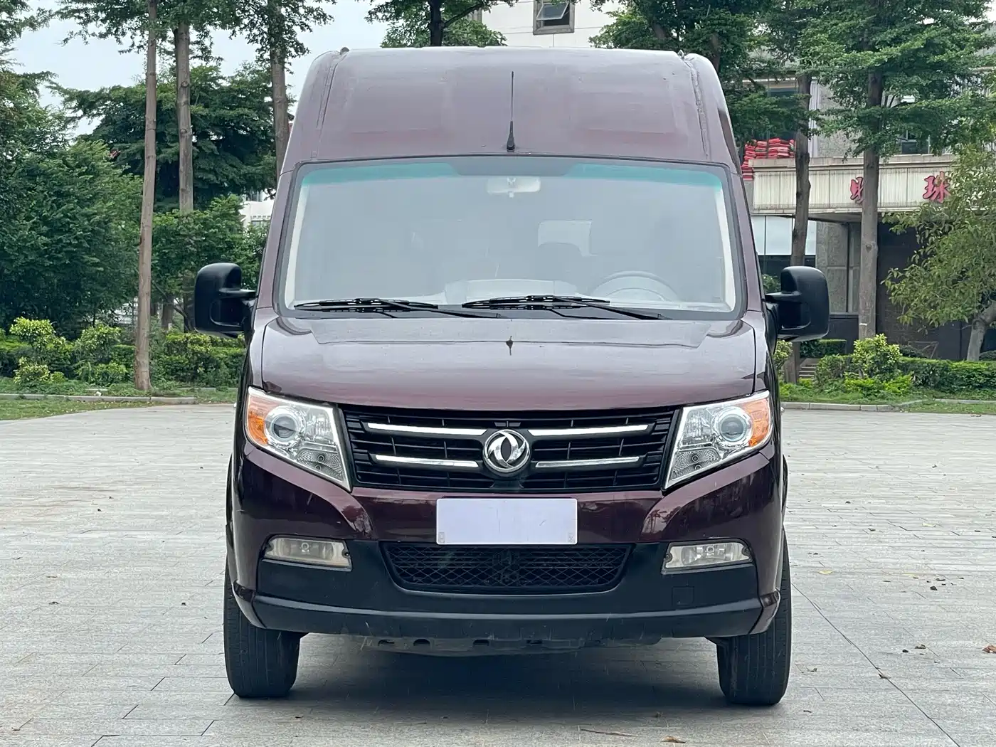 Dongfeng Yufeng Yufeng 2015 2016 2.5T Prestige Edition High-spec LWB High-roof China V ZD25