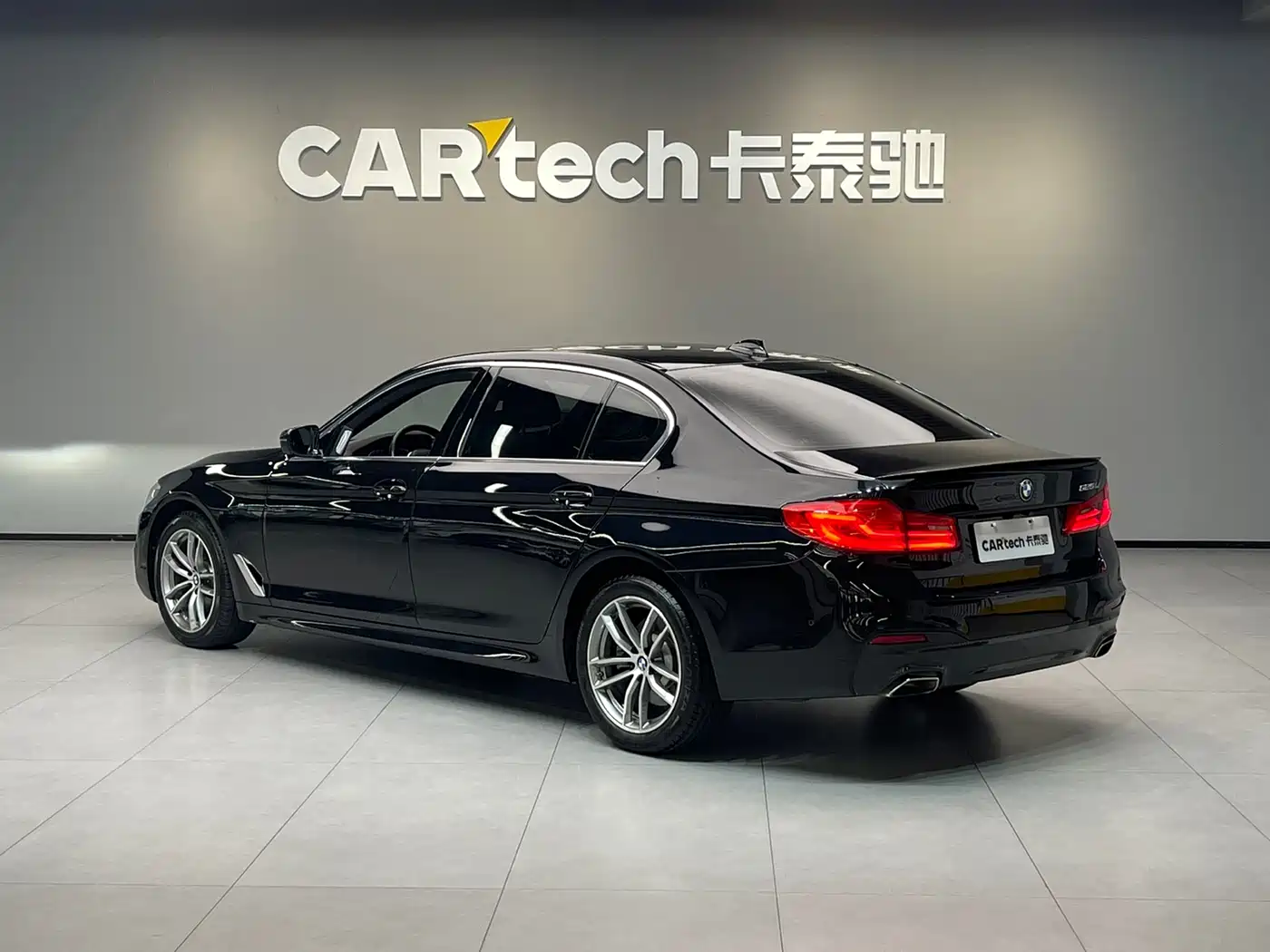BMW 5 Series (Import) 2019 Facelift 525i M Sport Package фото 6