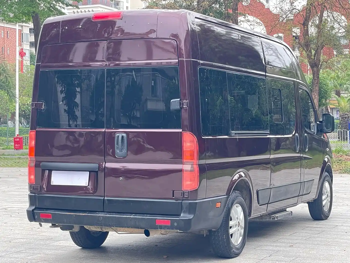 Dongfeng Yufeng Yufeng 2015 2016 2.5T Prestige Edition High-spec LWB High-roof China V ZD25