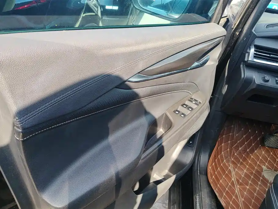 SAIC MAXUS CHASE G50