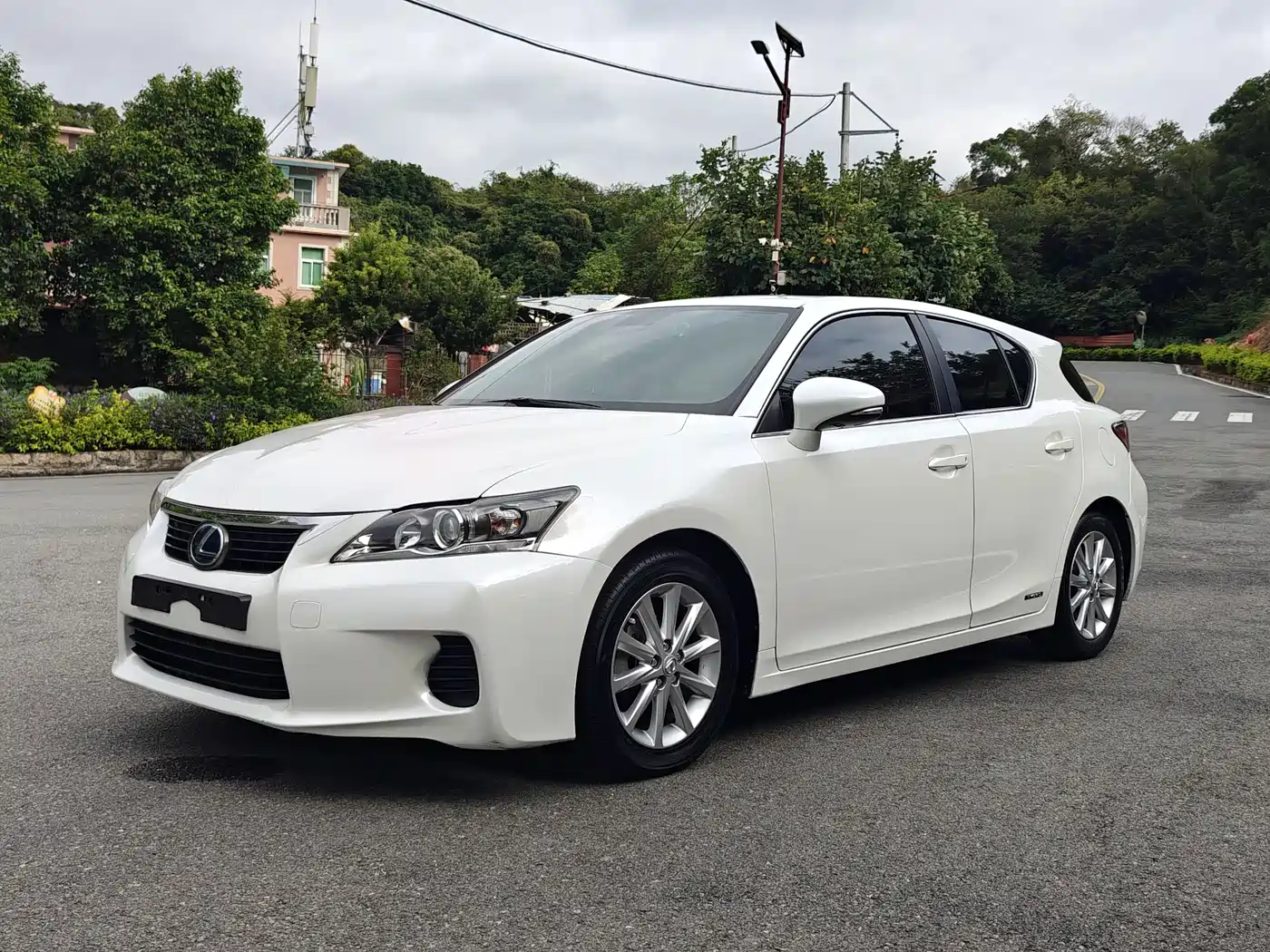 Lexus CT 2012 2012 CT200h Leading Edition