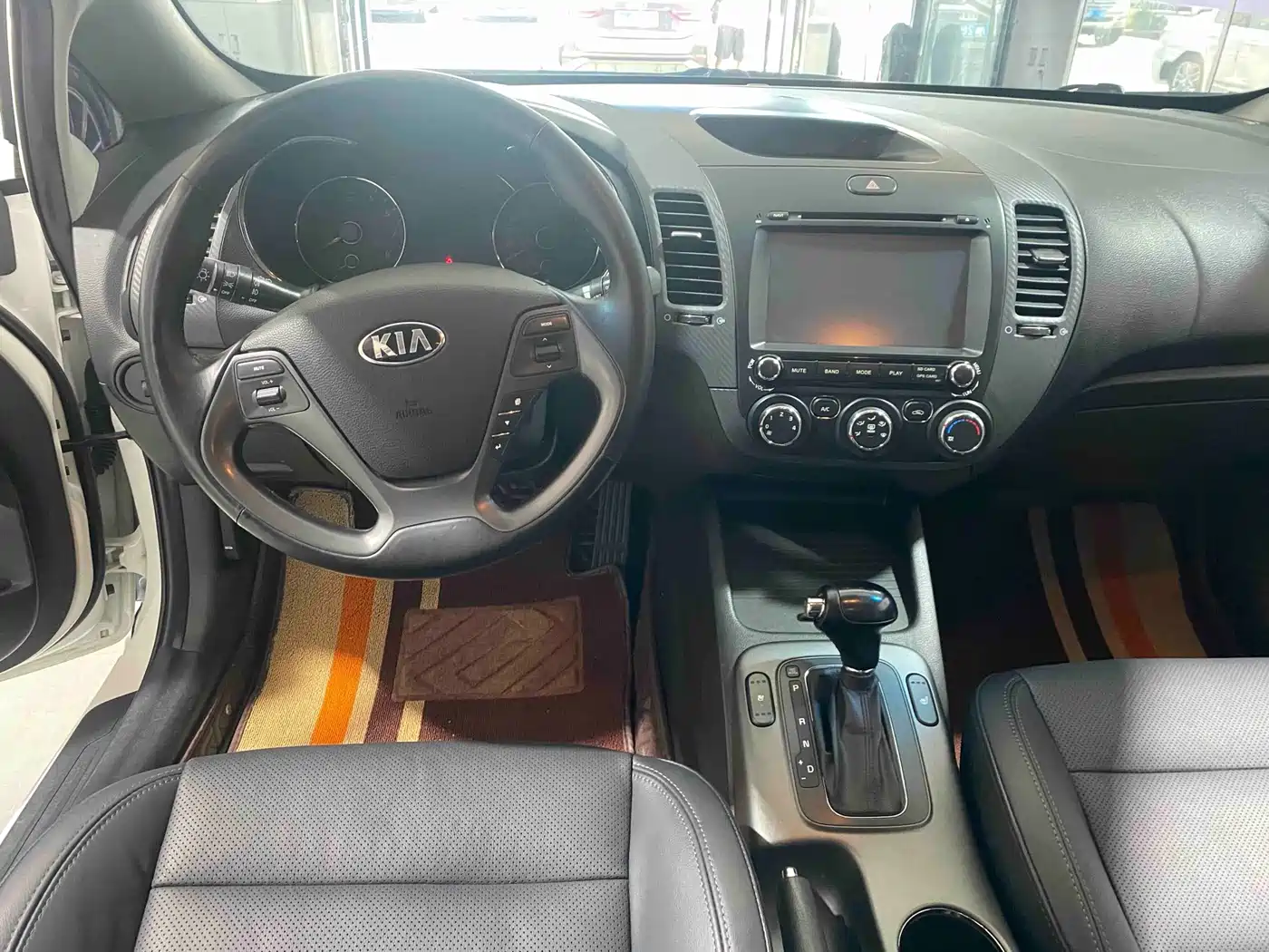 Фото 7 - Kia K3