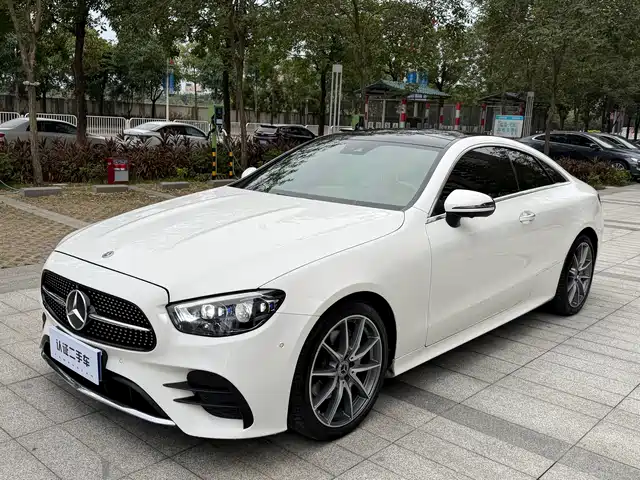 MERCEDES-BENZ E CLASS