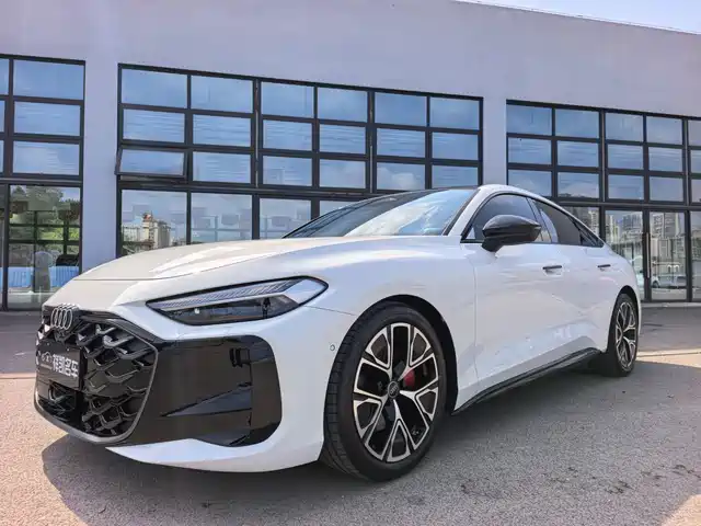  Audi Audi A5L Sportback 2025 2.0T Premium quattro Model