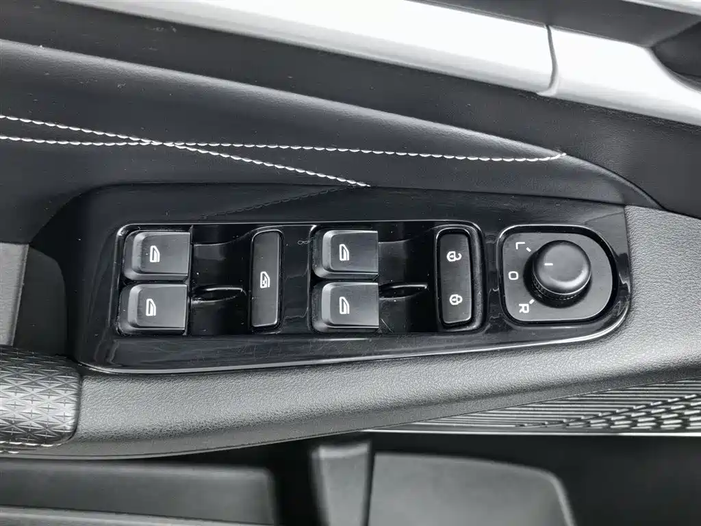 GEELY AUTOMOBILE EMGRAND