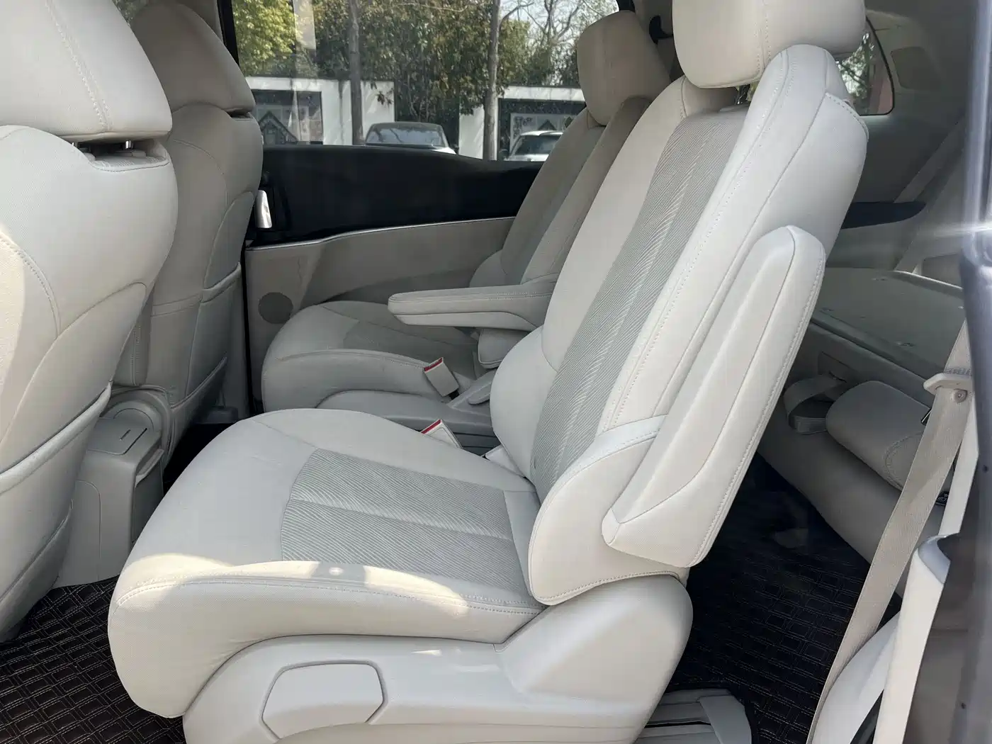 Buick GL8 2022 Land Business Class 652T Comfort фото 9