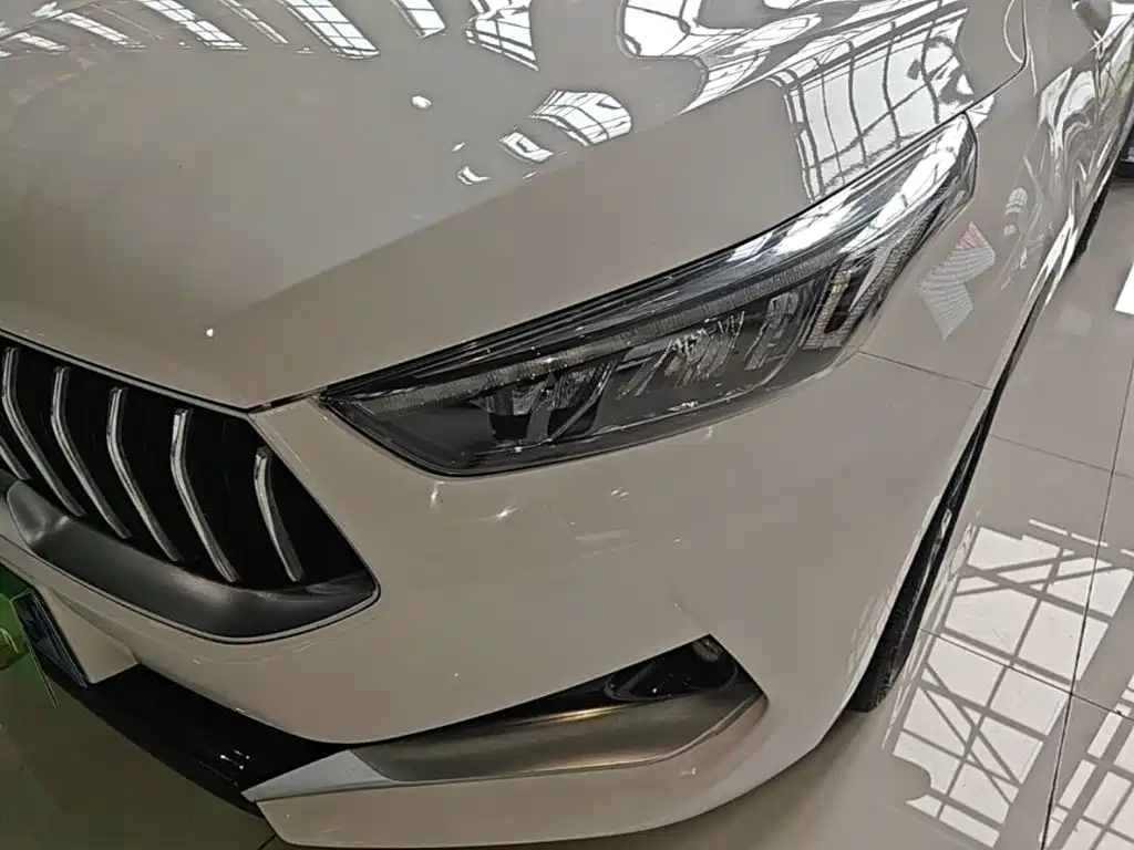 Фото 24 - Kia K3