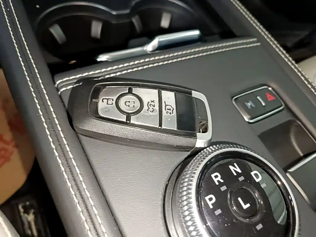 Ford Mustang Mach-E 2022 2021 Boundless RWD Luxury (Long Range)