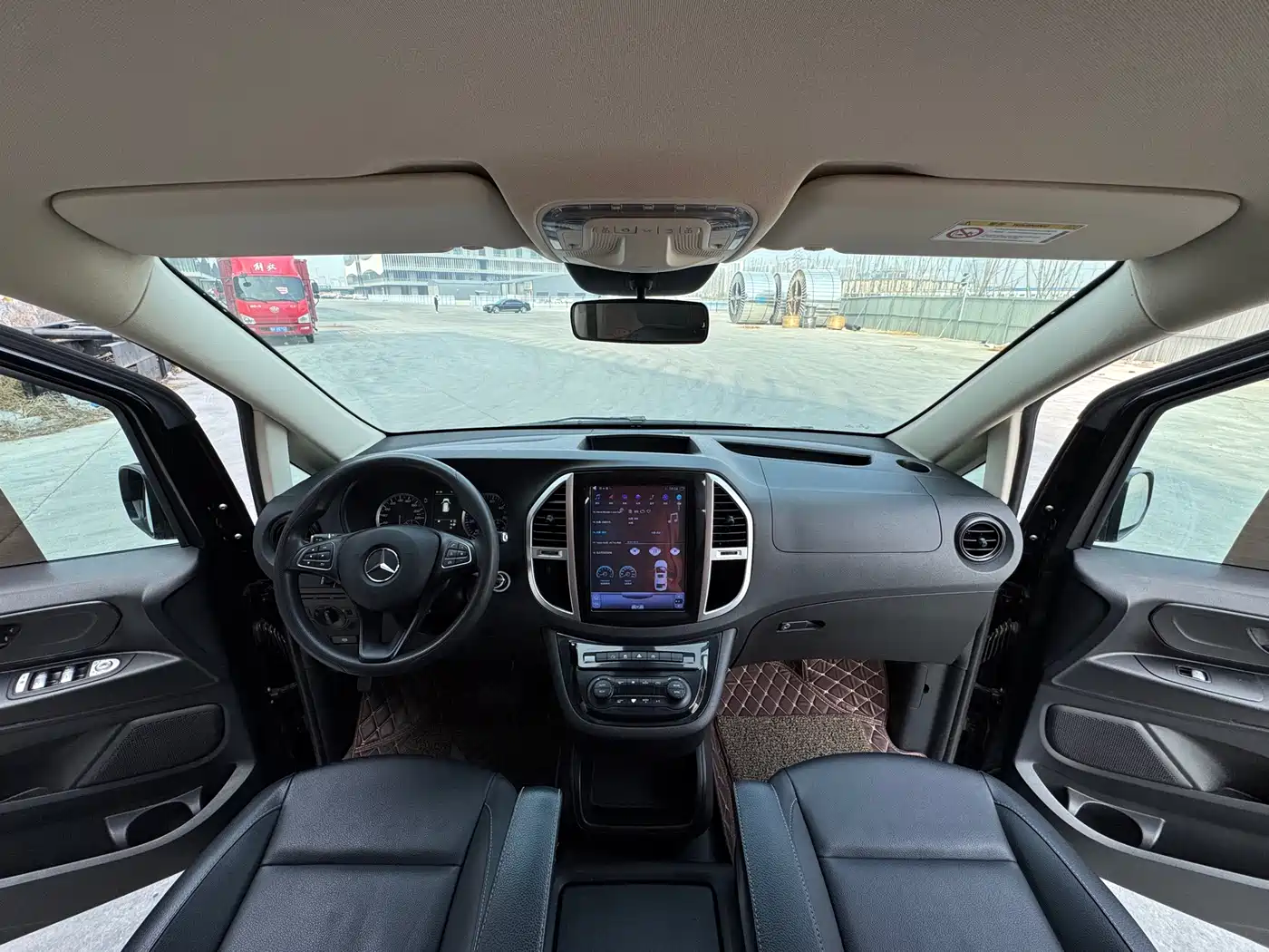 Mercedes-Benz Vito 2018 2.0T Business Edition China VI фото 11