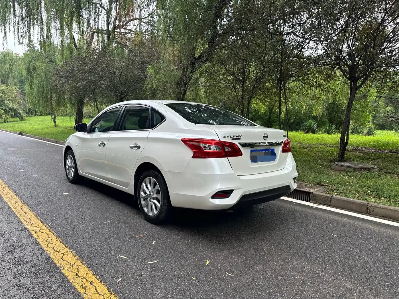 Фото 4 - Nissan Sylphy