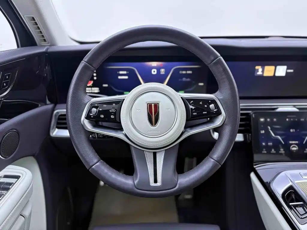 Hongqi E-HS9 2023 2022 690km Qi Xiang Edition (6-seater)